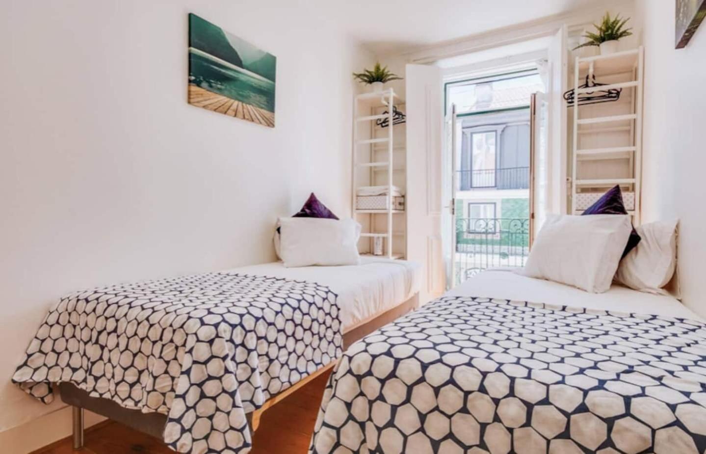 3 Bedroom Apartment In Baixa With River View Lisbon Exterior photo